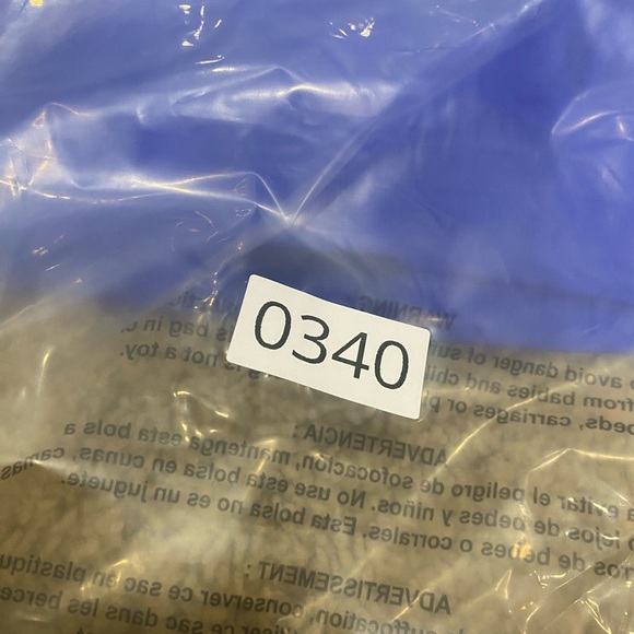 Women’s Seamless Compression Crop Top Blue Long Sleeve Thumb Hole Athletic Gym M - Picture 7 of 7